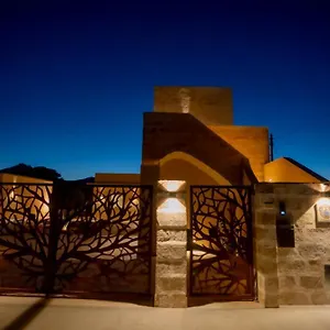  Bed & Breakfast Setteminne Design