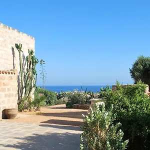  Frühstückspension Dimora Cala Del Pozzo