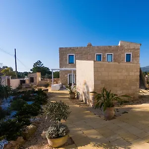  Apartment Cava Rossa